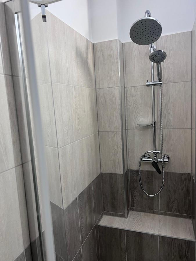 Victoria Apartment ميركورا تشيوك المظهر الخارجي الصورة